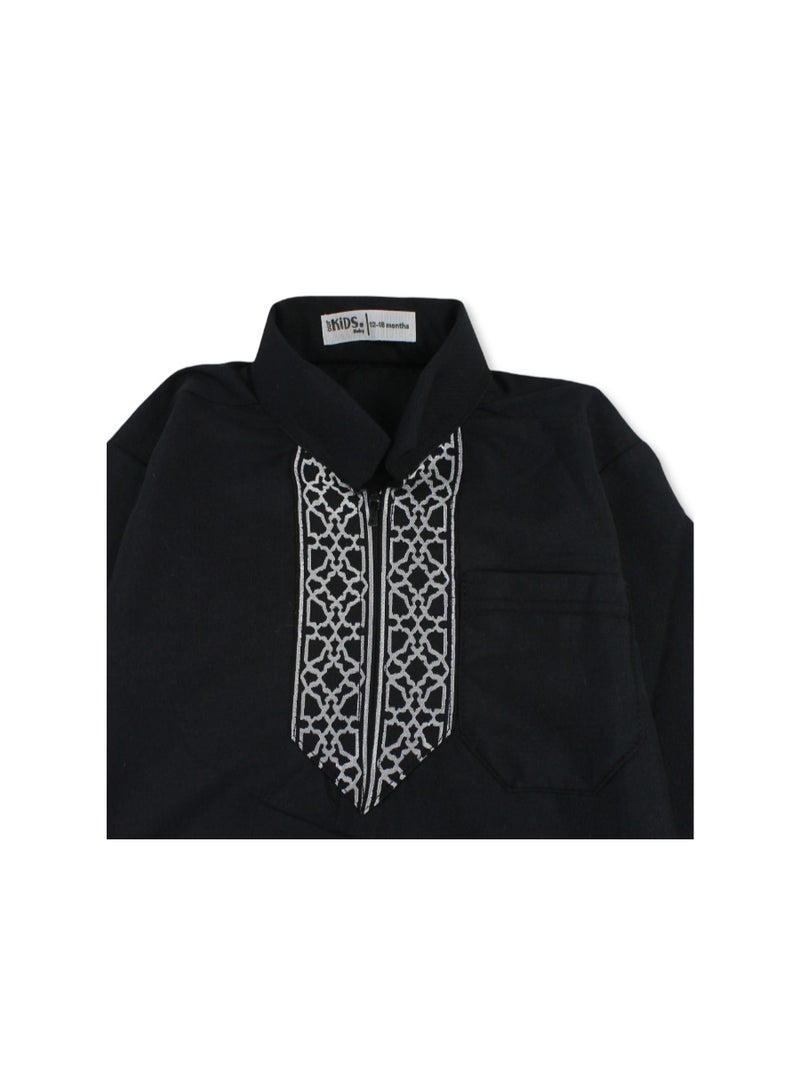 اوركيدز جلباب رمضاني بأكمام طويلة من القطن للأولاد الصغار - أسود - Image 3